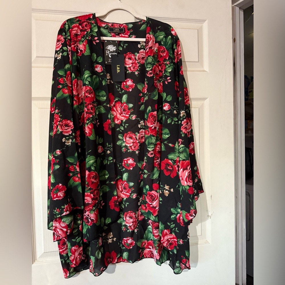 L&B Red and Green Floral Kimono
